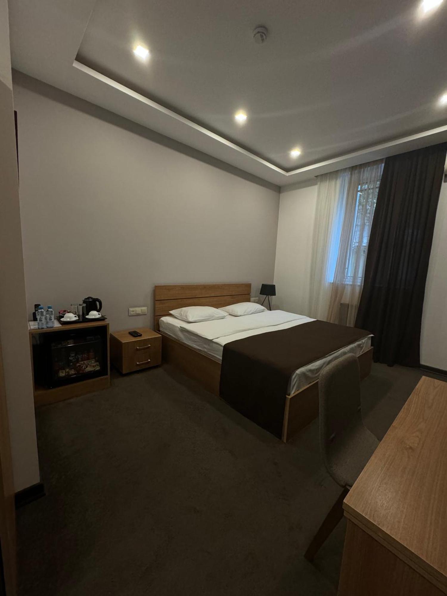 Moscow Boutique Hotel Jereván Kültér fotó