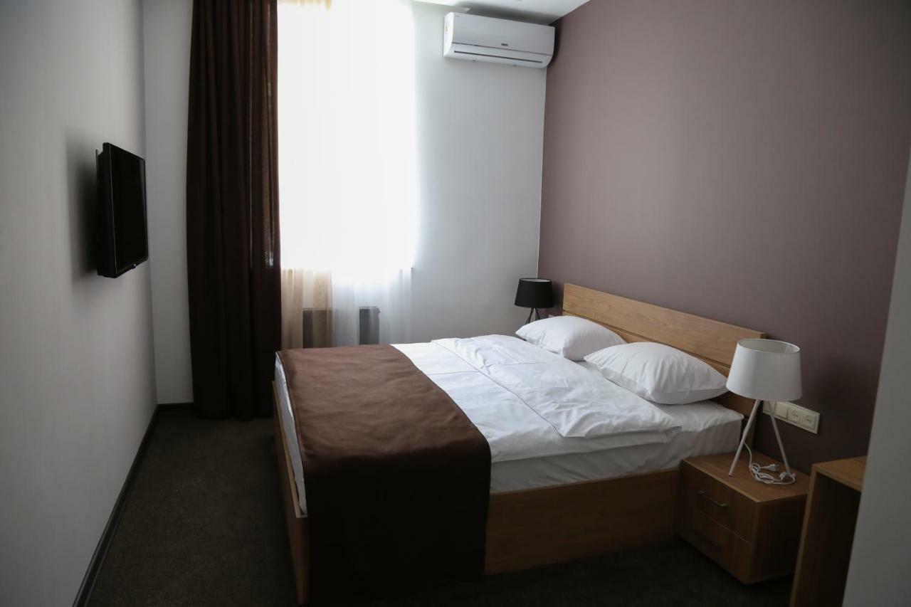 Moscow Boutique Hotel Jereván Kültér fotó