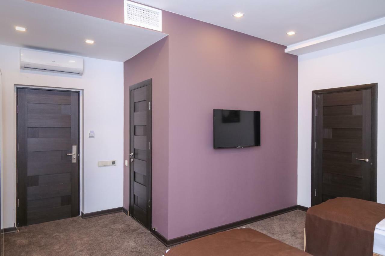 Moscow Boutique Hotel Jereván Kültér fotó