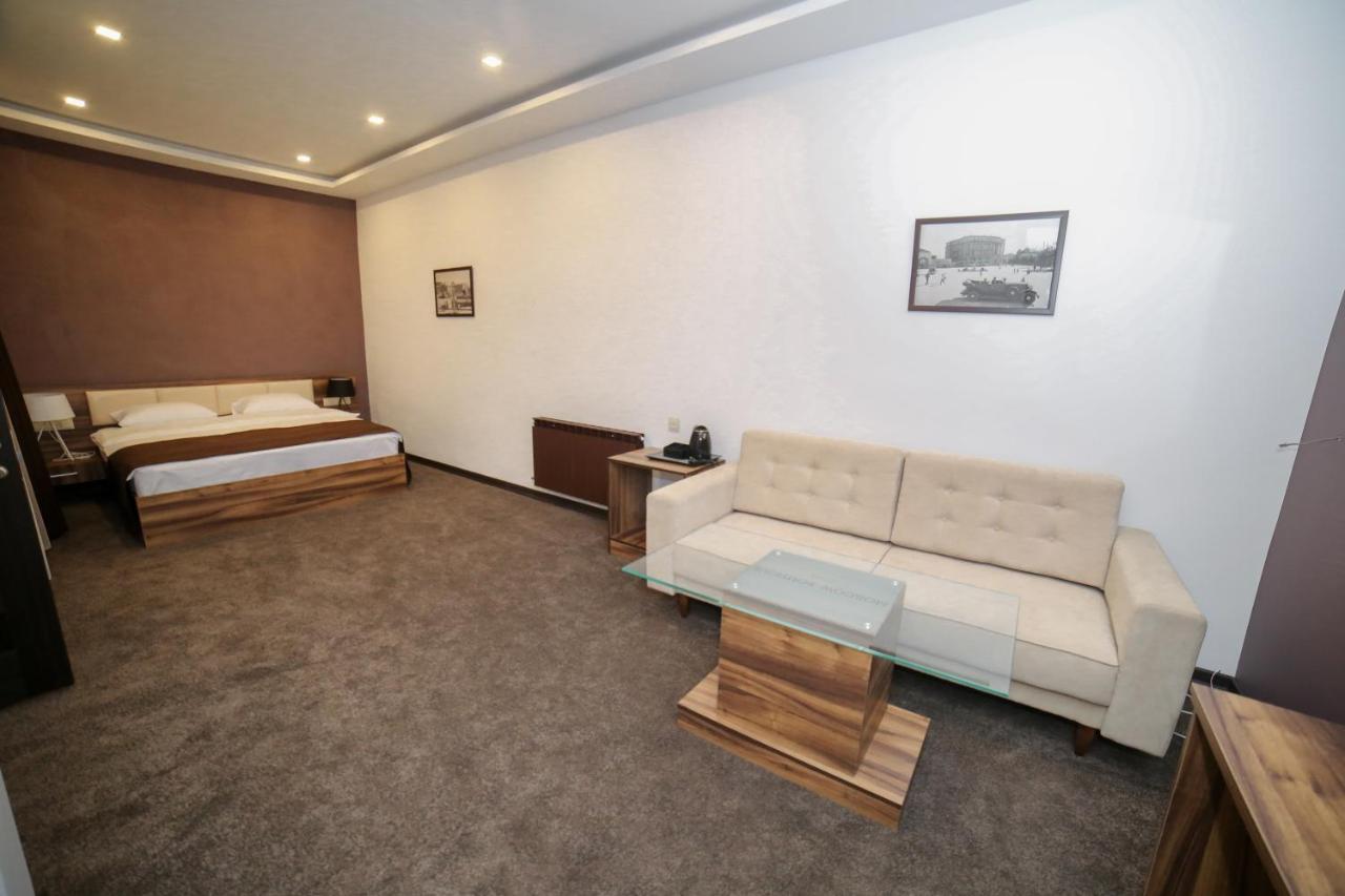 Moscow Boutique Hotel Jereván Kültér fotó